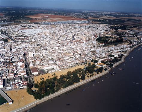 Descubre lo mejor de Coria del Río: famosos,。